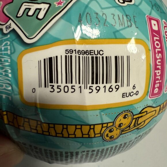 L.O.L. Surprise! Surprise Swap Tots with Collectible Doll Extra Expression - Picture 7 of 8